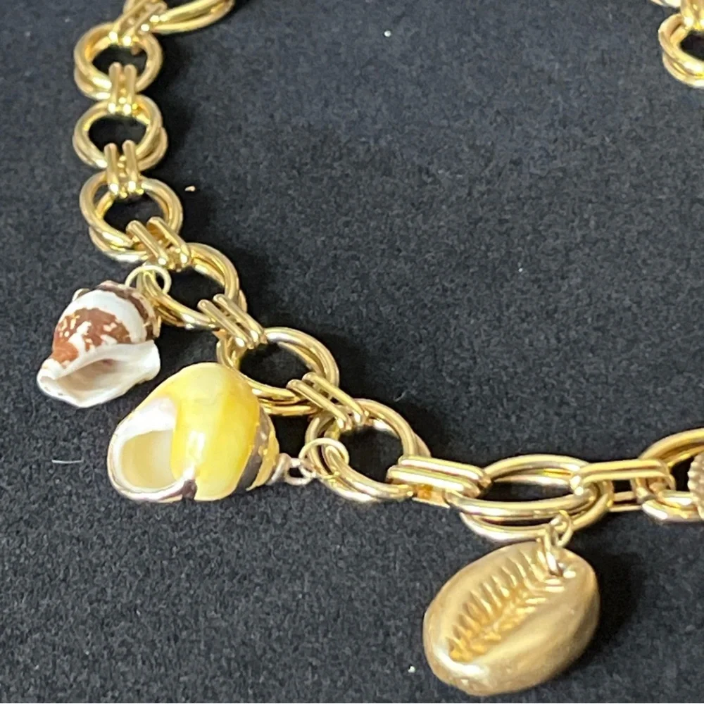 Chunky Seashell 22CT Gold Plated Chunky Chain Necklace Beachy 17” - Picture 10 of 11